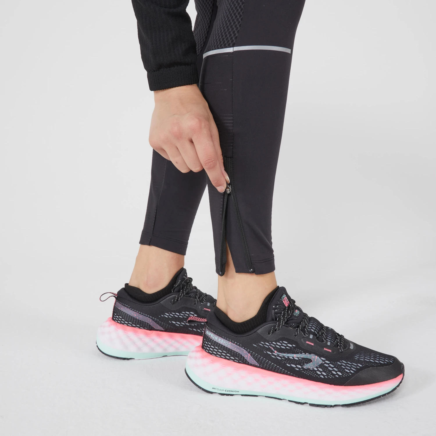 KIPRUN WARM RAIN - WOMEN'S WARM WATER-REPELLENT RUNNING TIGHTS - Image 8