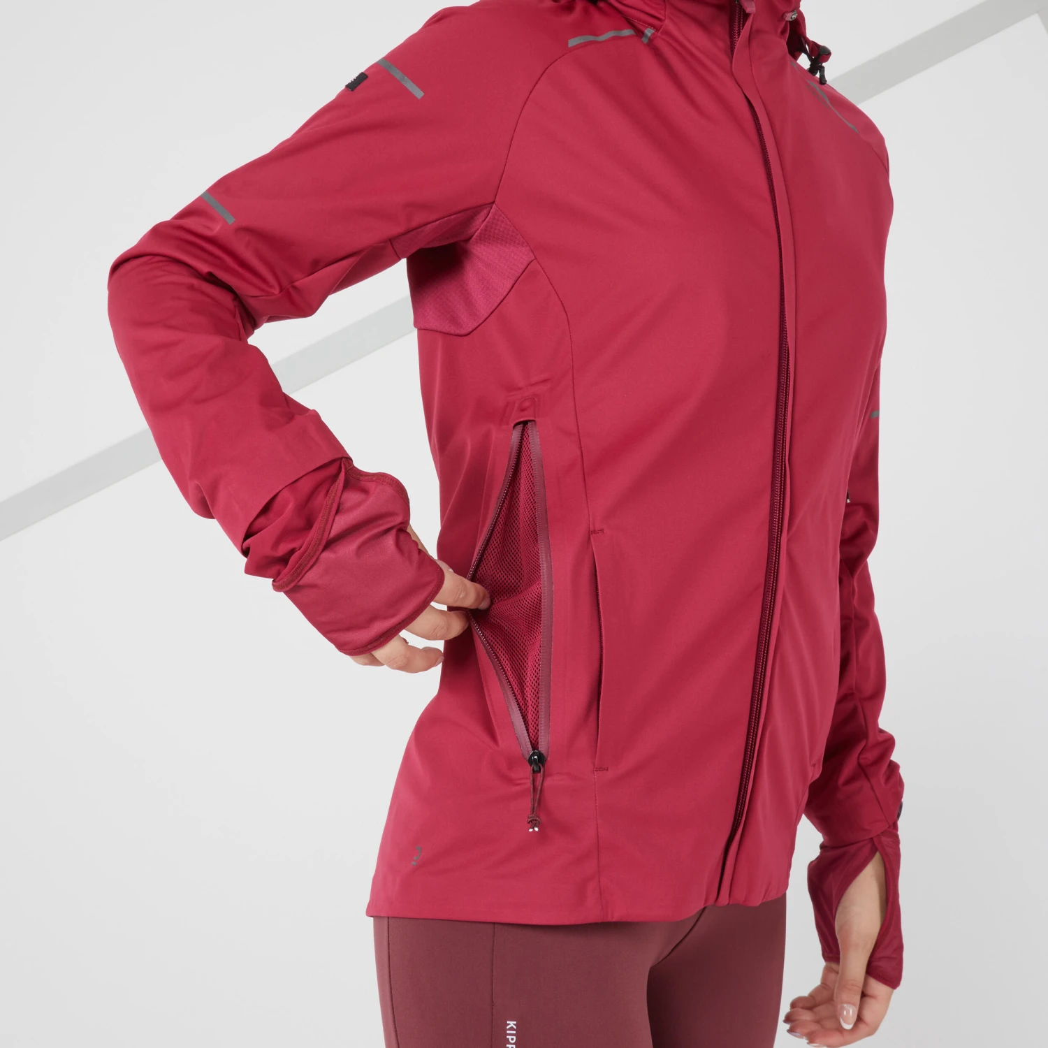 KIPRUN WARM REGUL WOMEN'S RUNNING JACKET BURGUNDY - Image 7