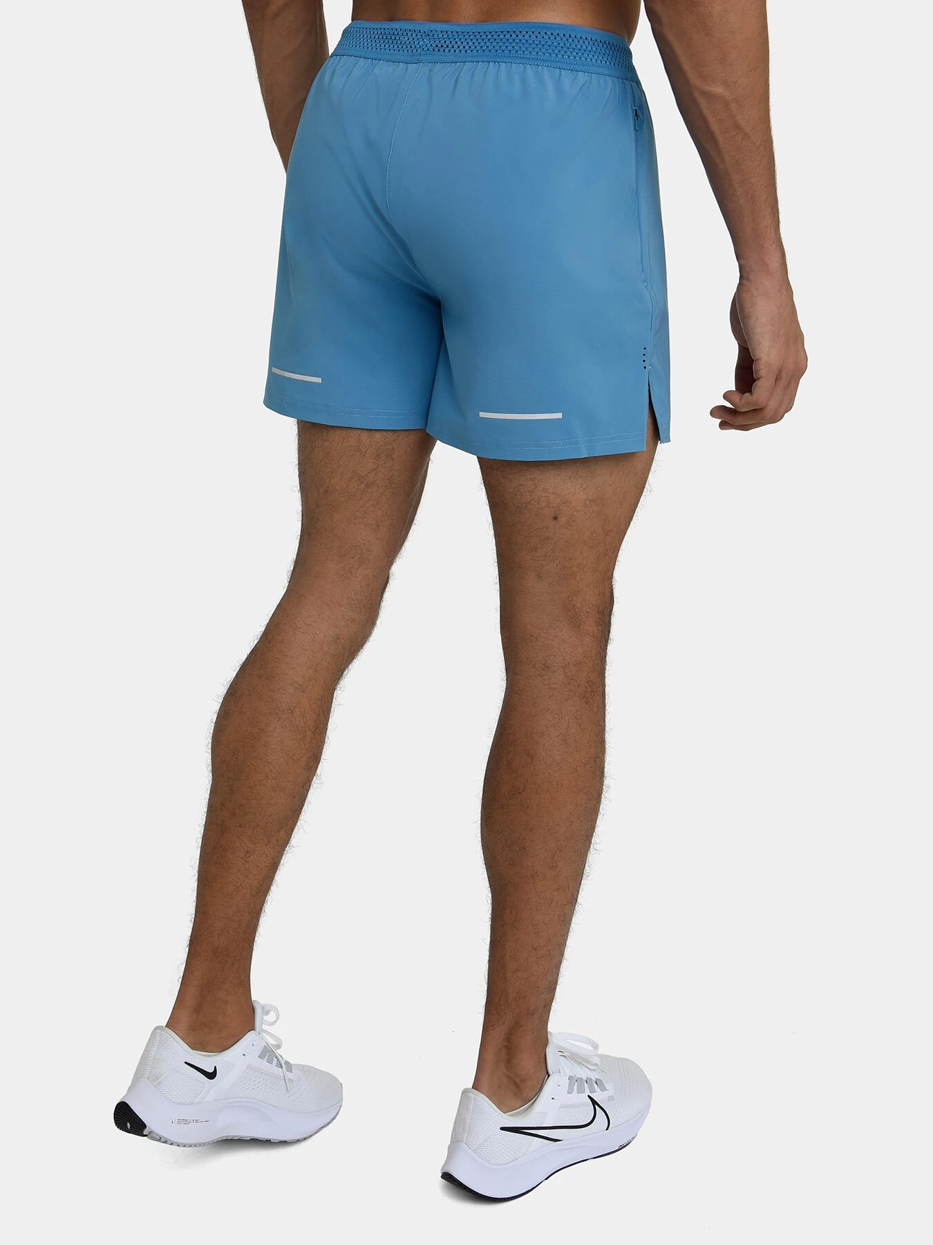 Men's Flyweight Short With Zipped Pockets - Image 2