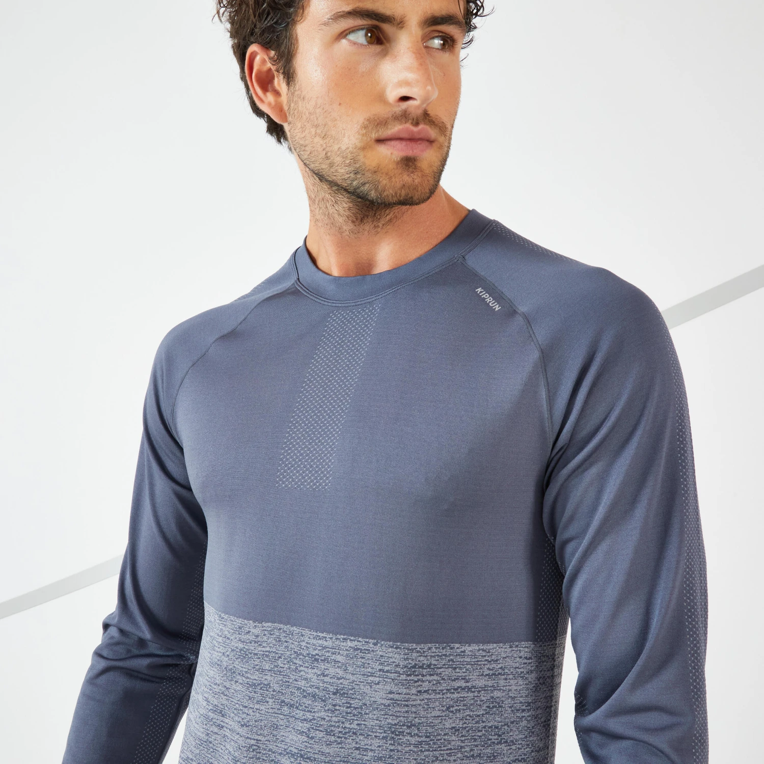 KIPRUN CARE MEN'S BREATHABLE LONG-SLEEVED RUNNING T-SHIRT - Image 4
