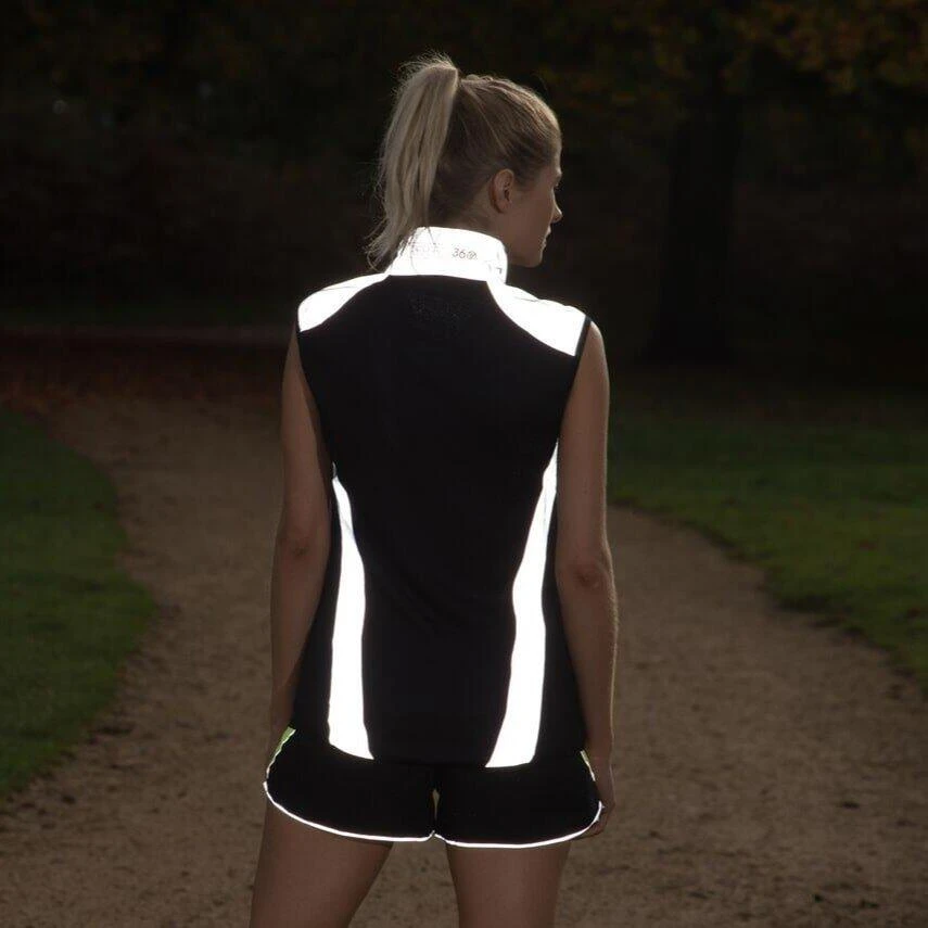 Proviz Women's REFLECT360 Lightweight Reflective Running Gilet - Image 4