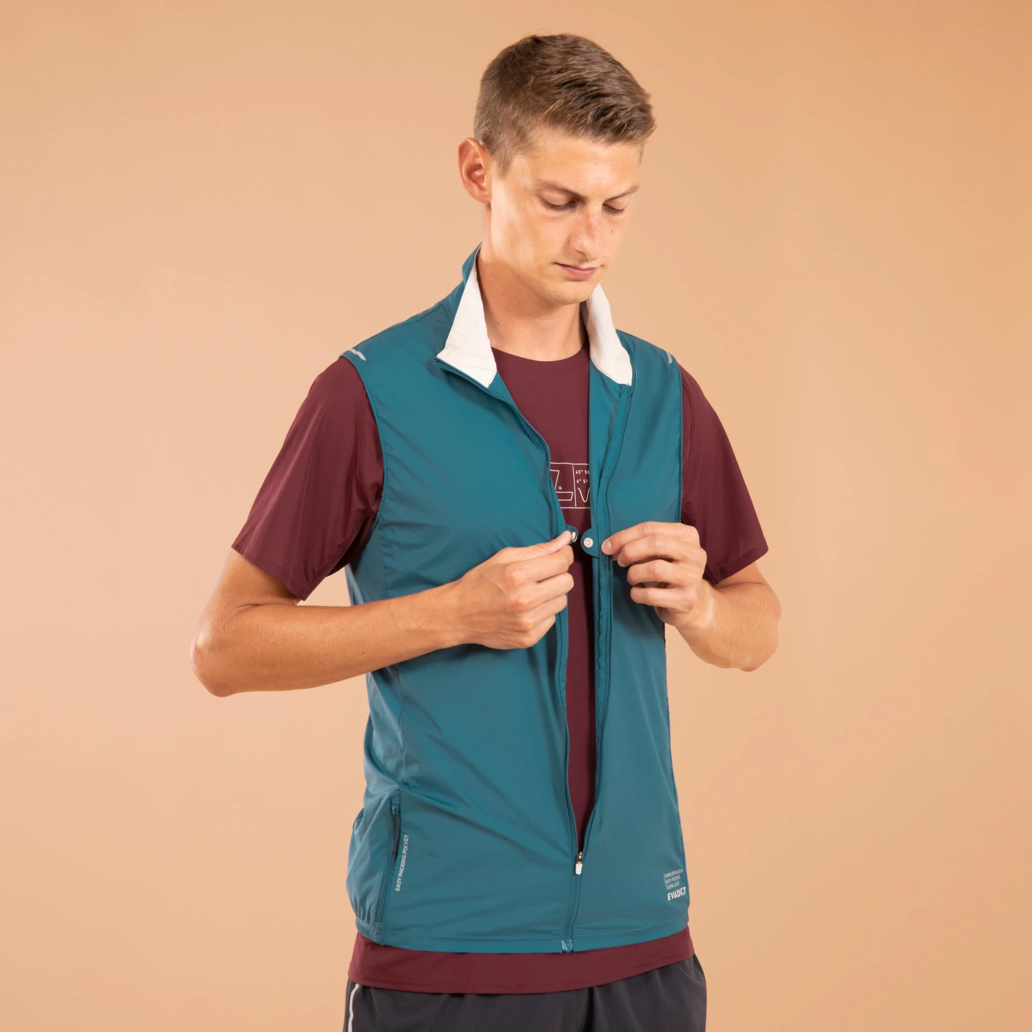 MEN'S TRAIL RUNNING SLEEVELESS WINDPROOF JACKET - Image 7