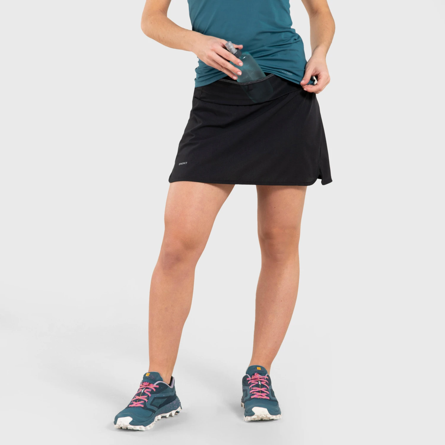 WOMEN'S TRAIL RUNNING SKORT