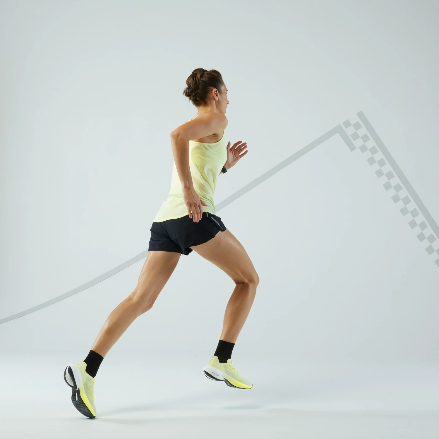 KIPRUN CARE Women's Running Tank Top With Built-in Bra - Image 7